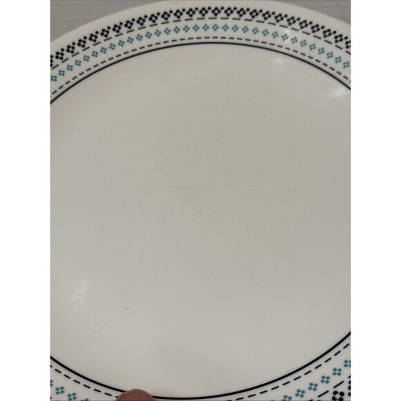 4 Corelle by Corning 10" Dinner Plates Folk Stitch Pattern Blue Geometric - Picture 7 of 8